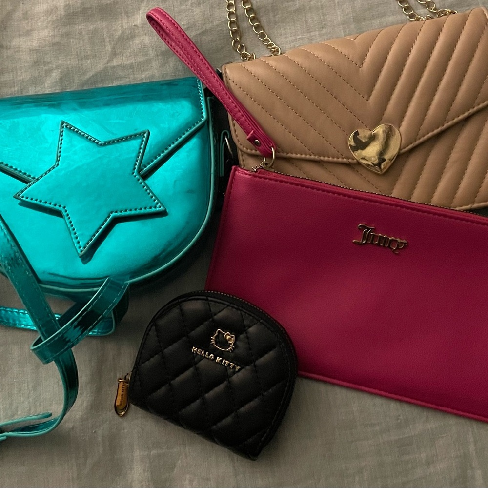 Purse Bundle- Teen Girl- Juicy Couture Pink Wristlet Hello Kitty Card Wallet